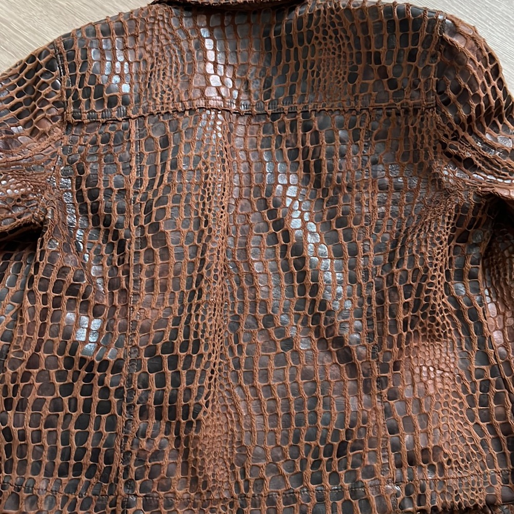 Cropped Jacket - Picture 6 of 6